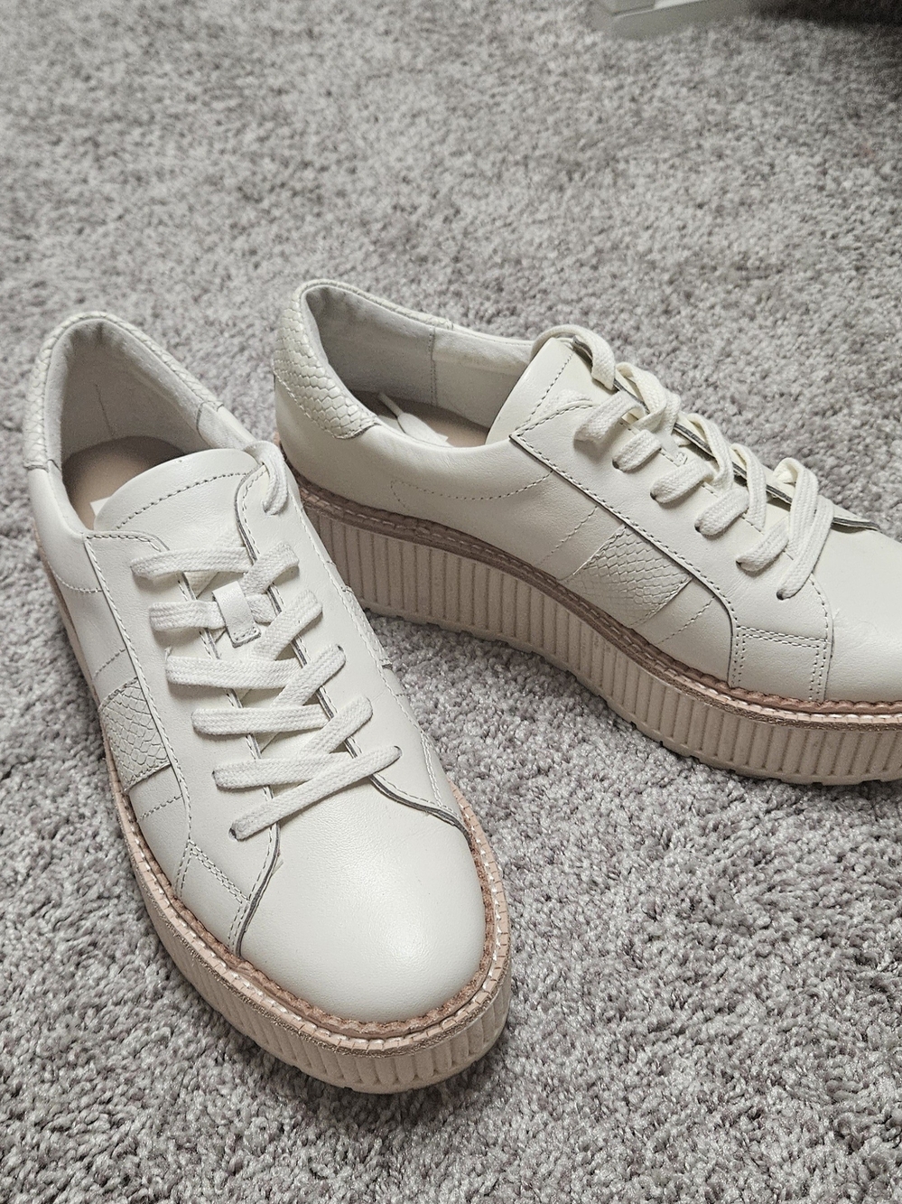 Leather Dolce Vita Cream Platform Sneakers with Textured Side Panel